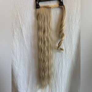 Sharon Ponytail Extension- 28" extra long with loose beachy waves